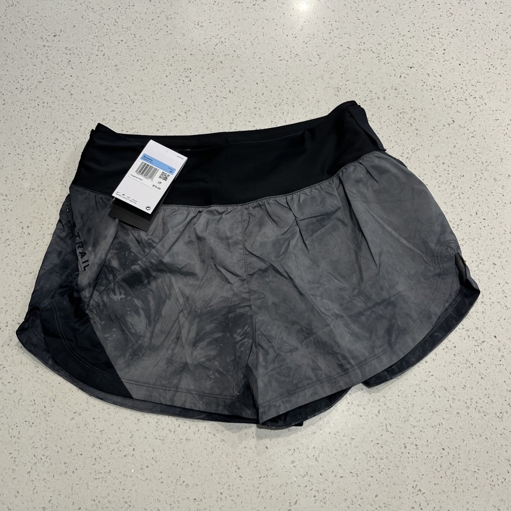 Nike Trail Shorts Repel Running Gray Black Loose Fit FN2647-010 Women's Medium
